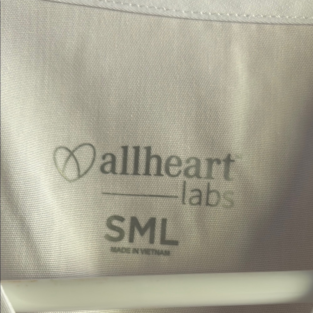 Allheart White Button-Up Lab Coat - Picture 3 of 5
